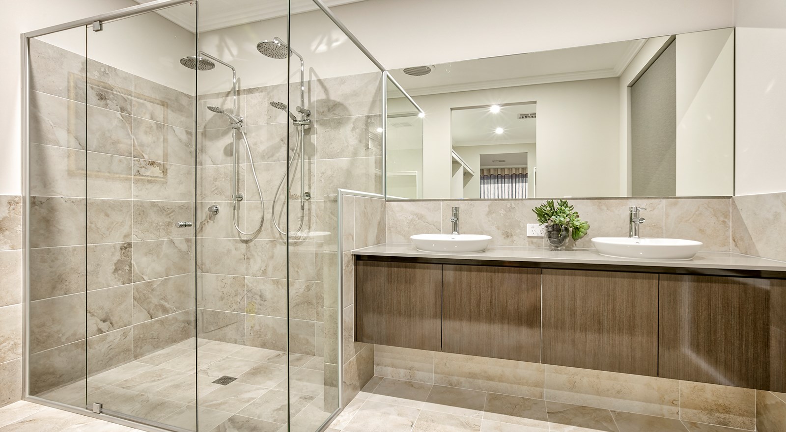 5 Tips to Choose the Perfect Shower Screen | Rapid Glass